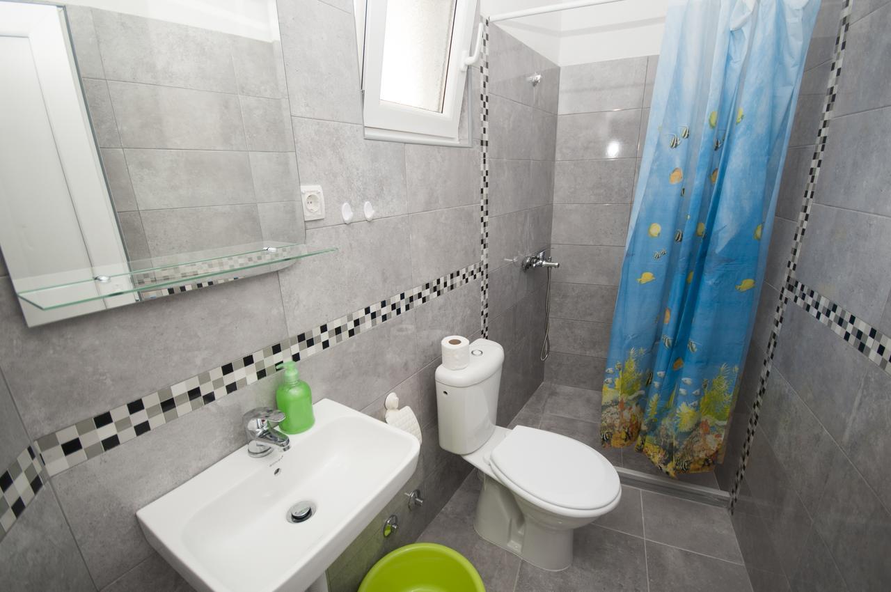 Studio Apartments Tea Сутоморе Екстериор снимка