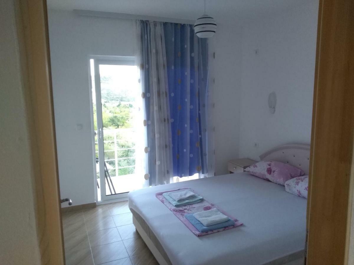 Studio Apartments Tea Сутоморе Стая снимка